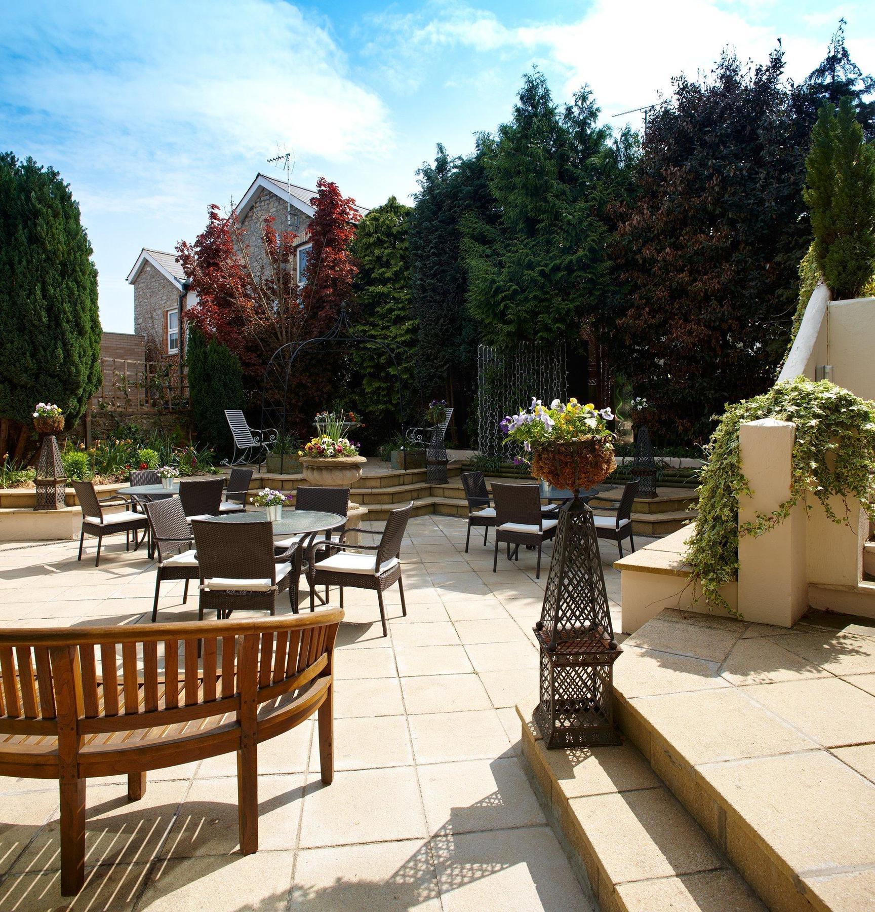 The Bear, Cowbridge酒店 外观 照片